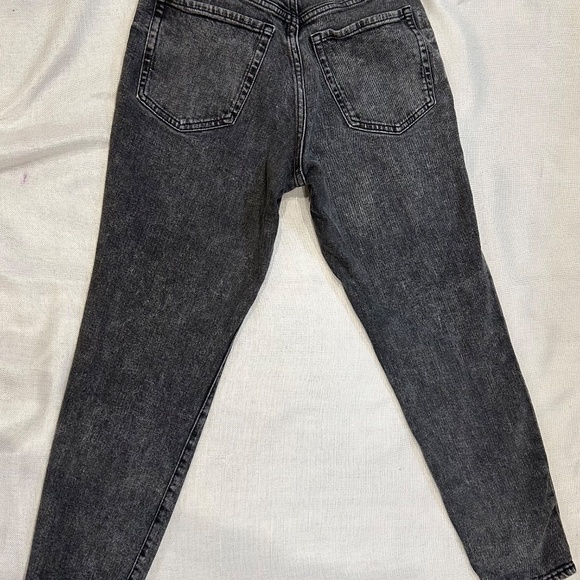 Old Navy High Waisted Straight Jeans - Picture 6 of 7